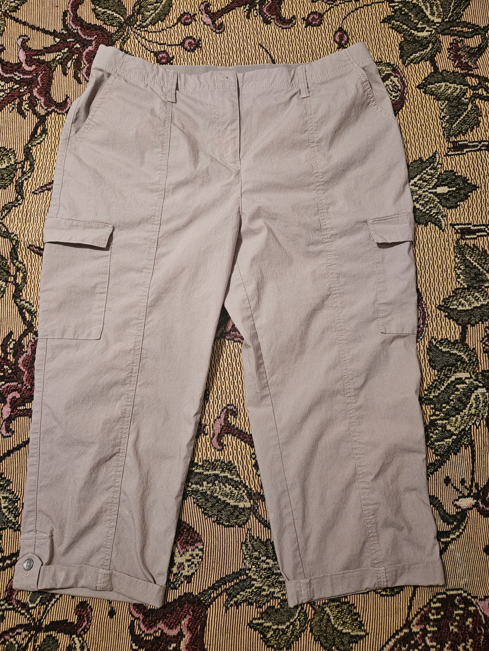 Women's Size 12 Chico's Dusty Taupe Cargo Capris
